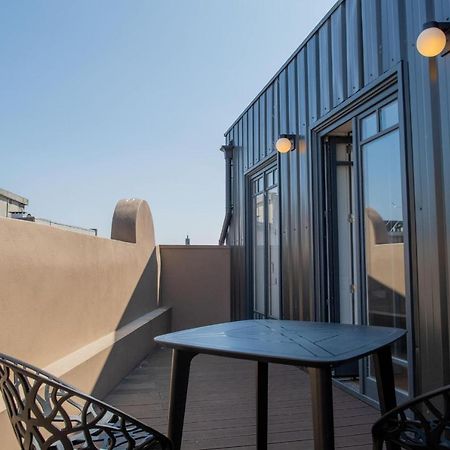 Spacious Studio W/ Balcony & Ac By Lovelystay Porto Exterior photo